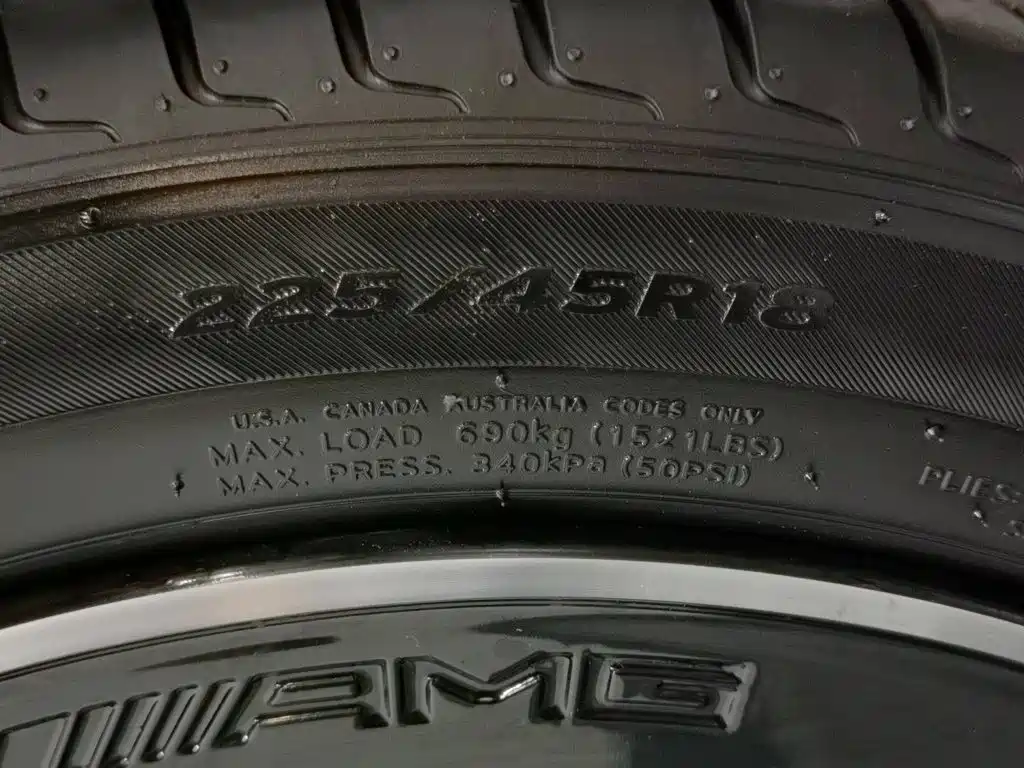 Mercedes-Benz C-Class — миниатюра 24