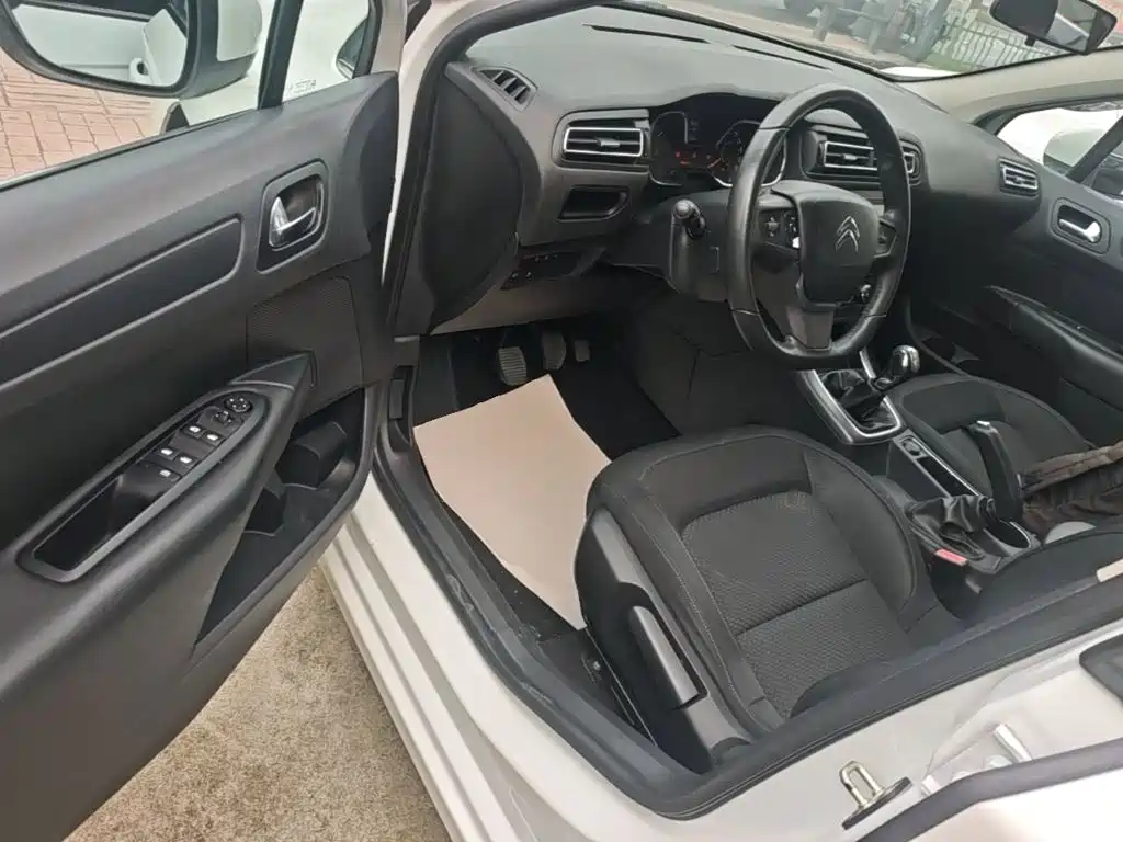 Citroen C4 — миниатюра 16