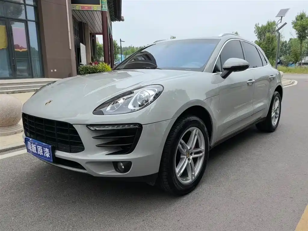 Porsche Macan 2015