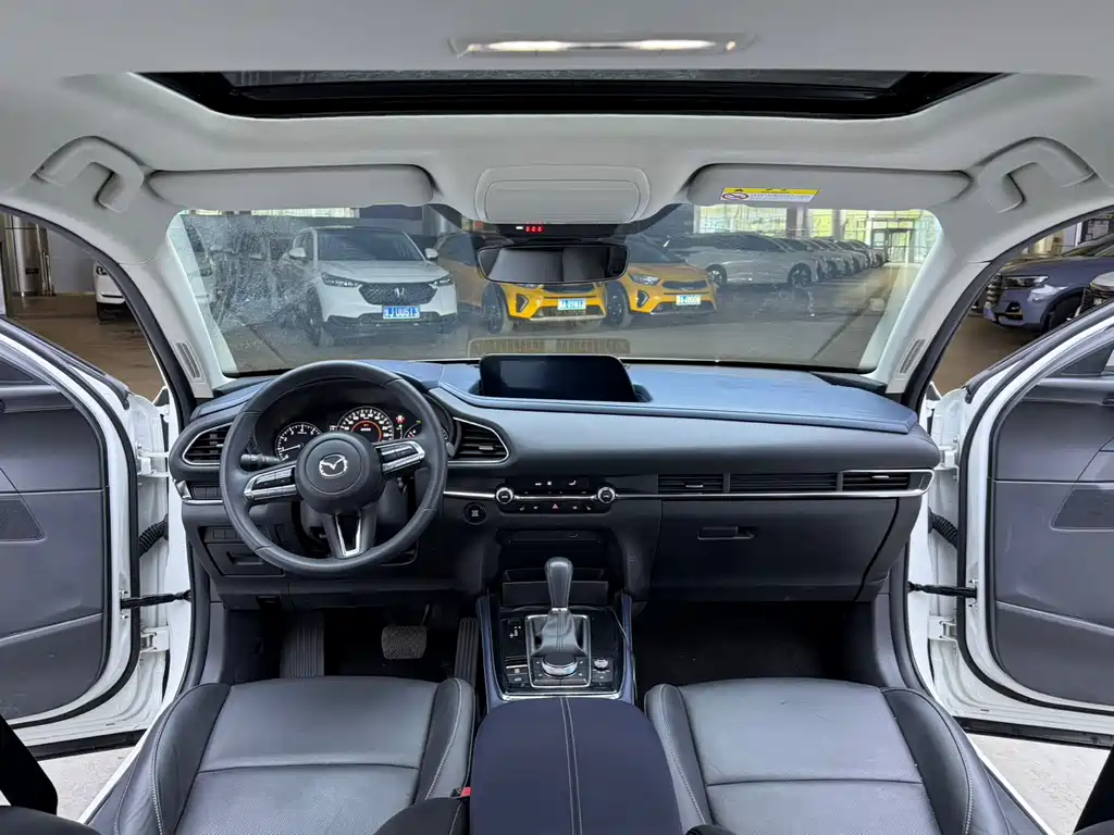 Mazda CX-30 — миниатюра 7