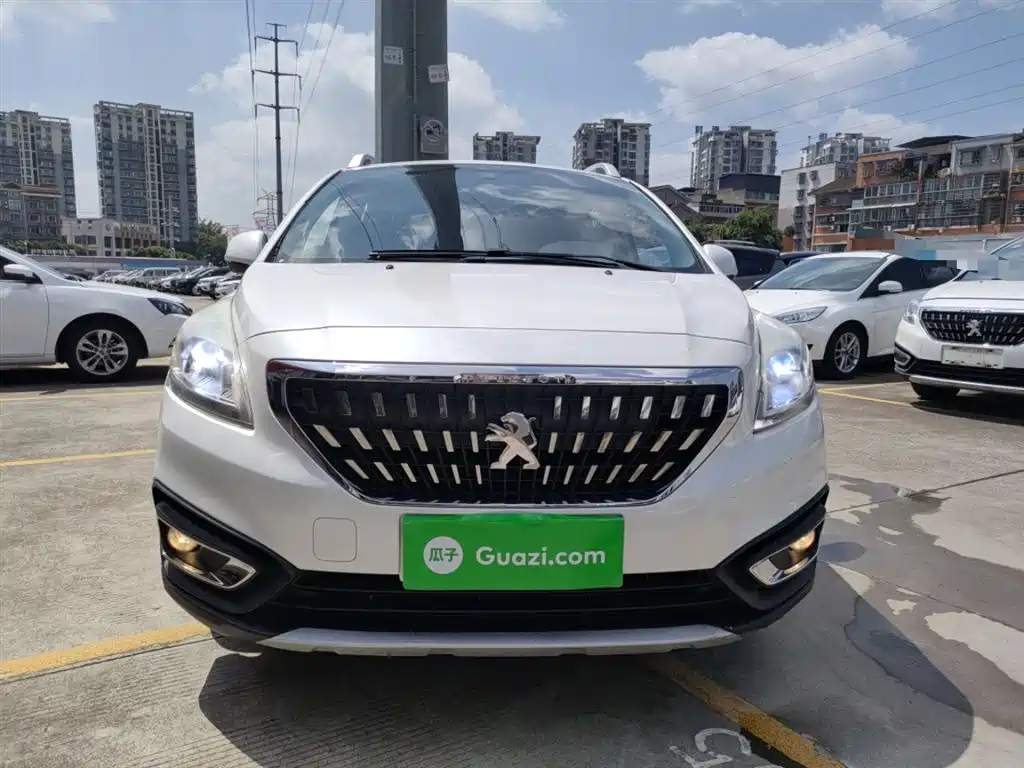 PEUGEOT  3008