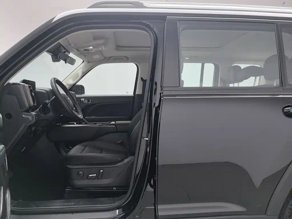 Haval Menglong New Energy — миниатюра 10