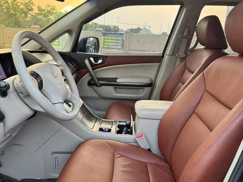 Honda Elysion 2012 2.4L VTi Luxury