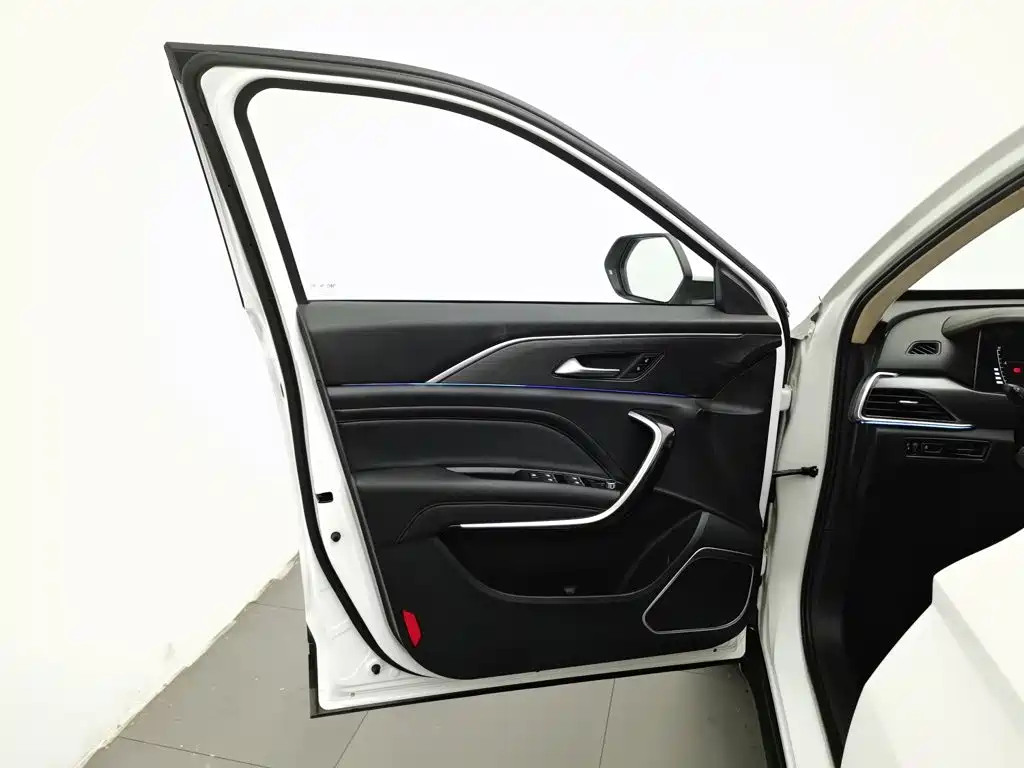 Bestune T77 — миниатюра 8