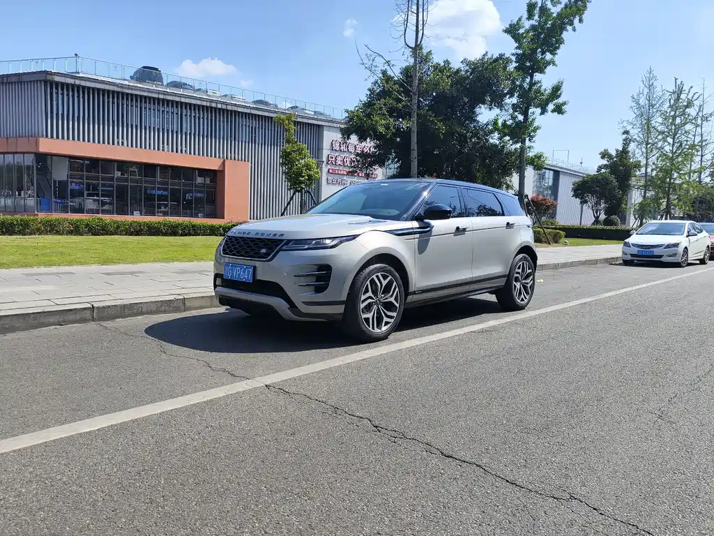 Land Rover Evoque 2022