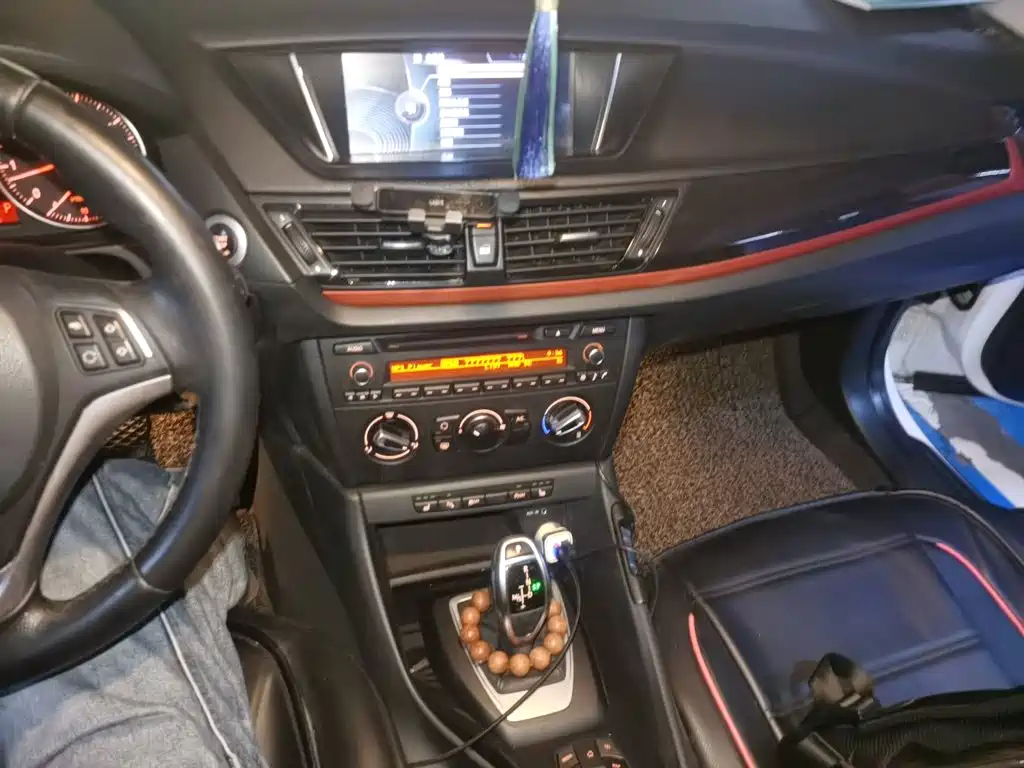 BMW X1 — миниатюра 9