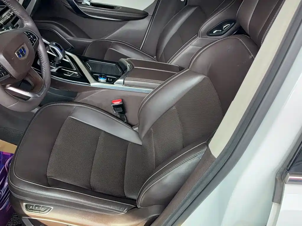 Geely Jia Ji New Energy — миниатюра 12