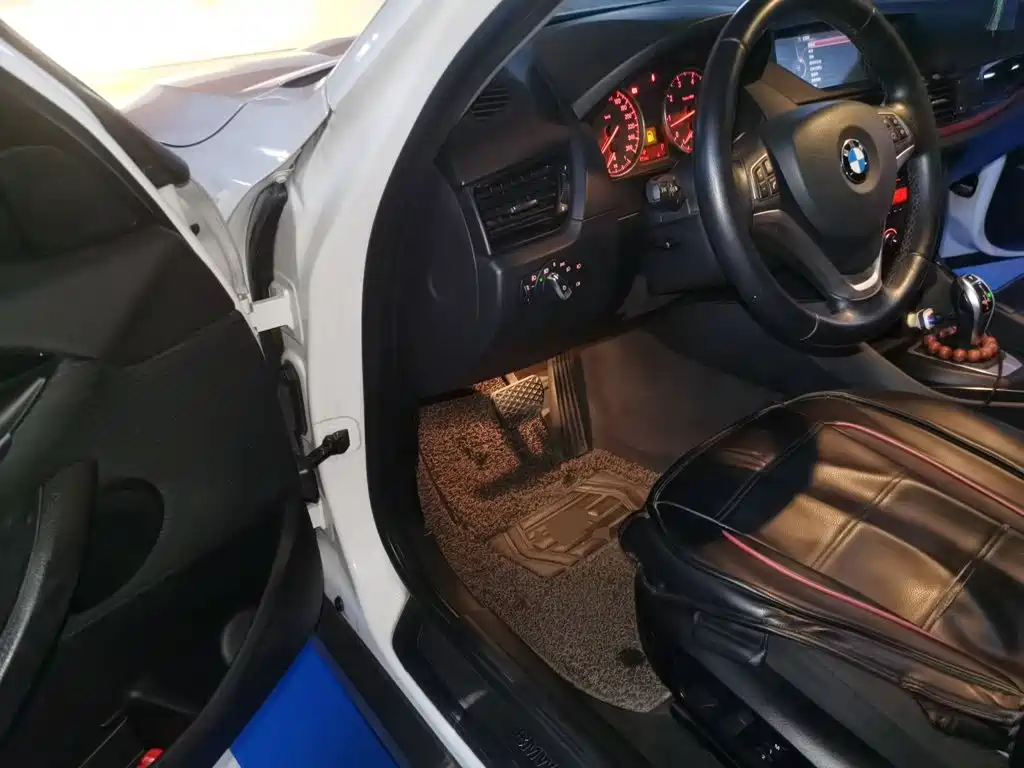 BMW X1 — миниатюра 12