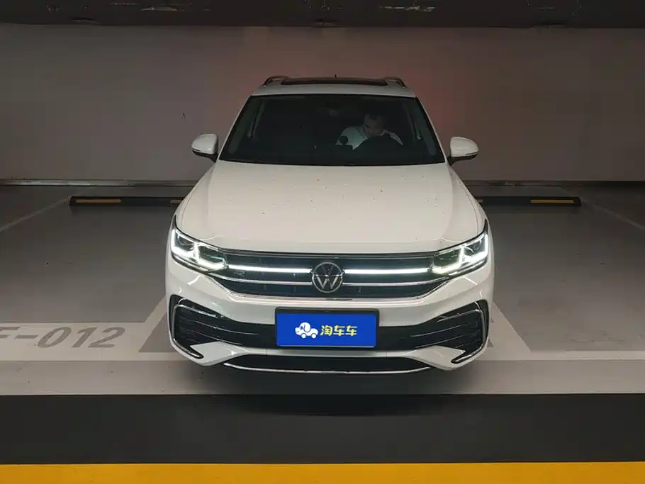 Volkswagen Tiguan L L 2023 330TSI AT R-Line Flagship