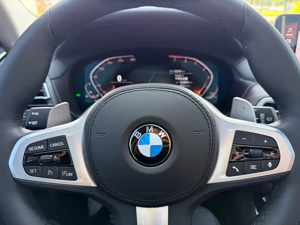 BMW X3 — миниатюра 12