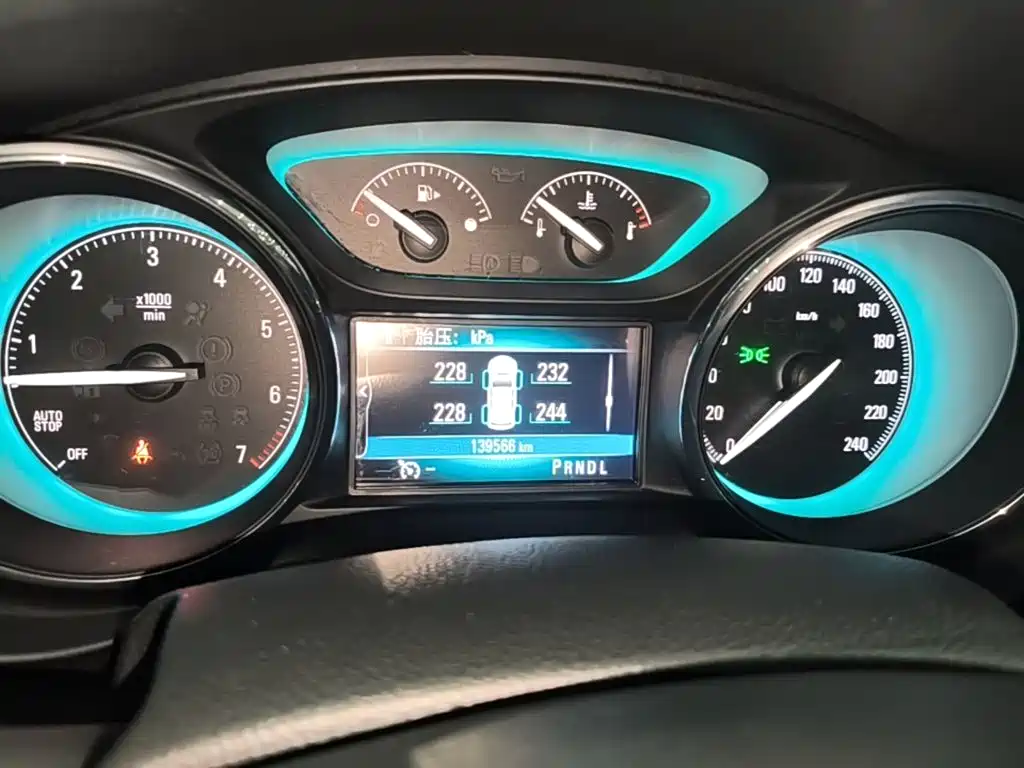 Buick Envision Plus — миниатюра 12
