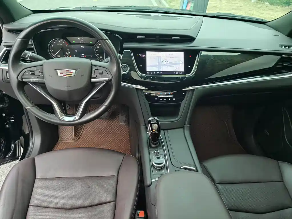 Cadillac XT6 — миниатюра 13
