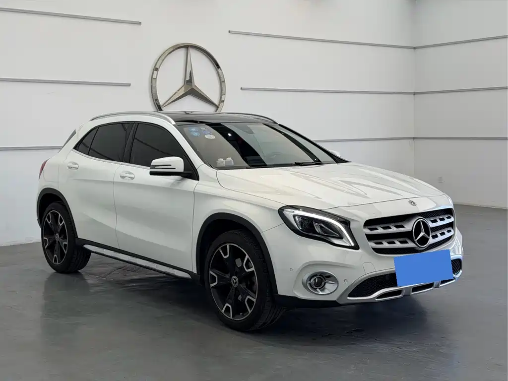 Mercedes-Benz GLA — миниатюра 3