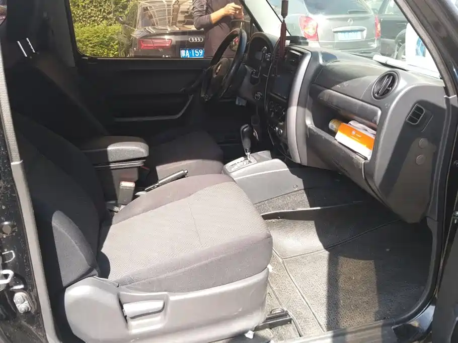 Suzuki Jimny — миниатюра 8