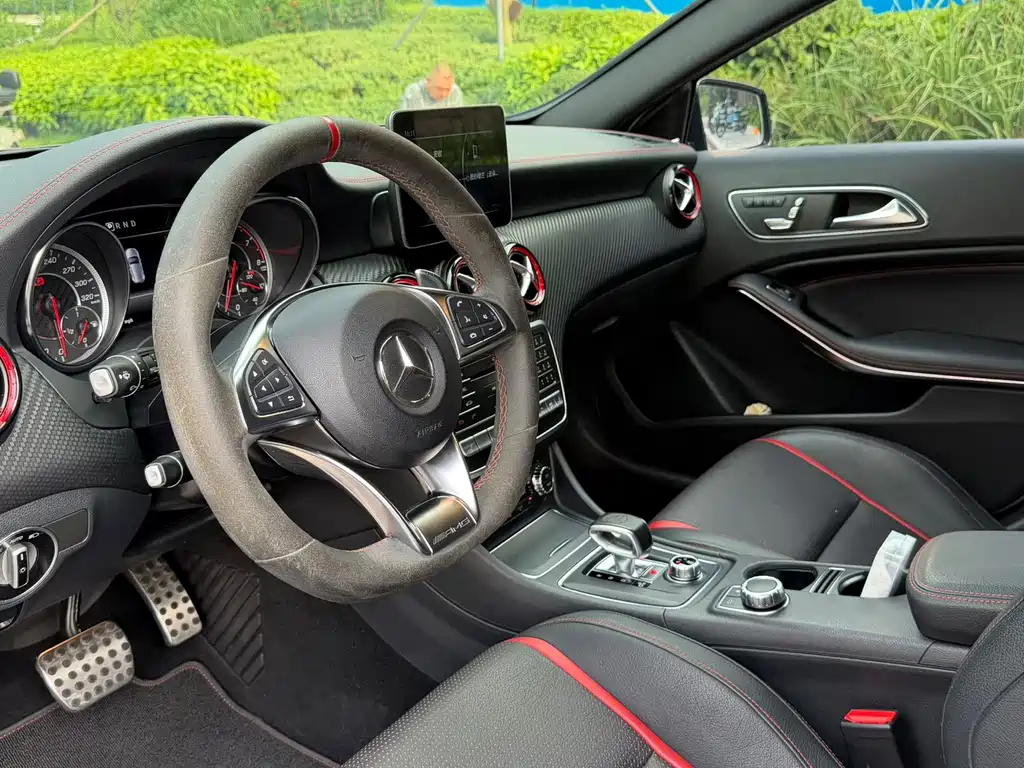 Mercedes-Benz A-Class AMG (Import) — миниатюра 9