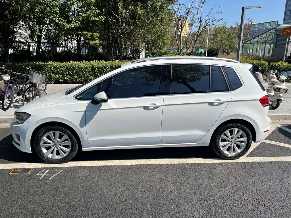 Volkswagen Golf Sportsvan — миниатюра 4