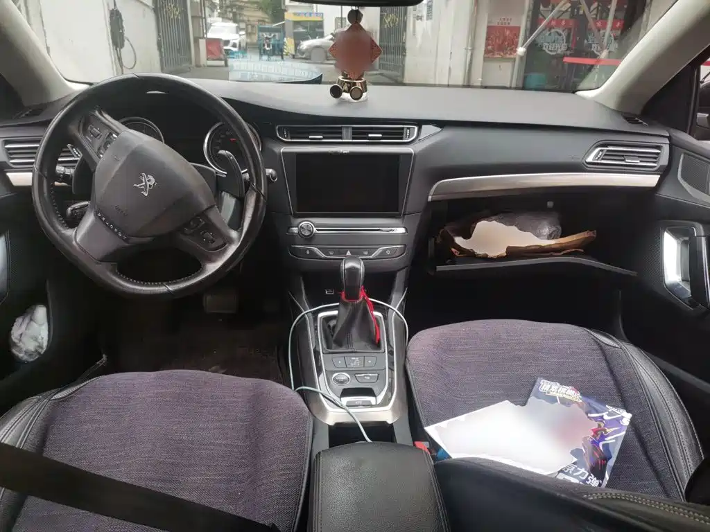Peugeot 408 — миниатюра 10