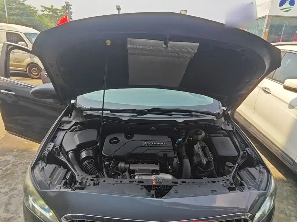 Buick Verano — миниатюра 16