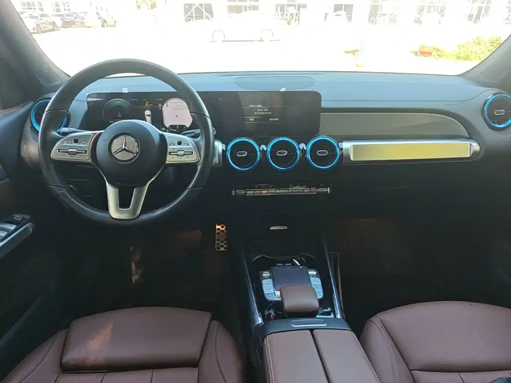 Mercedes-Benz GLB — миниатюра 14