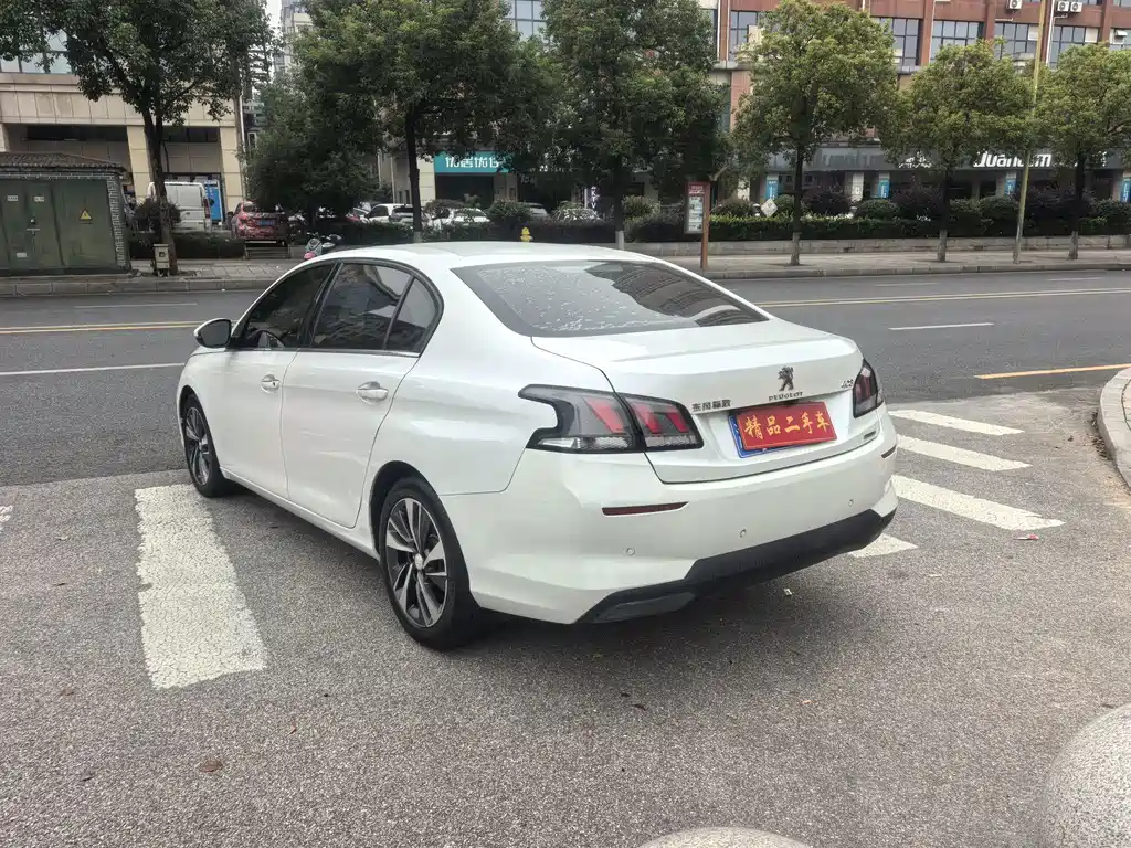 Peugeot 408 — миниатюра 7