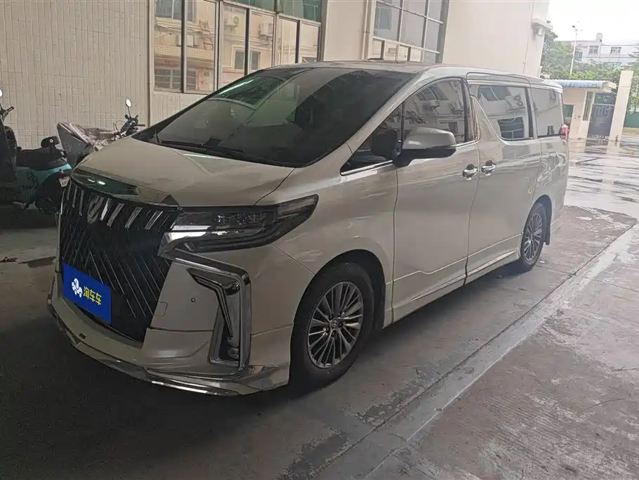 Toyota Alphard 2020