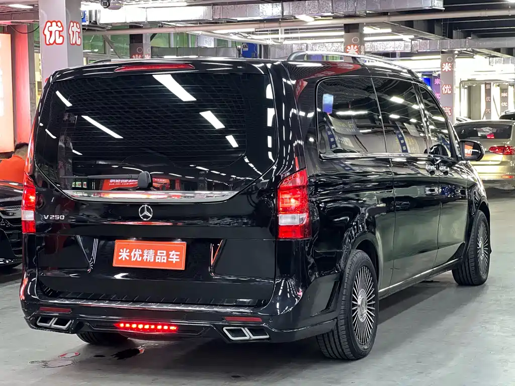 Mercedes-Benz V-Class — миниатюра 7