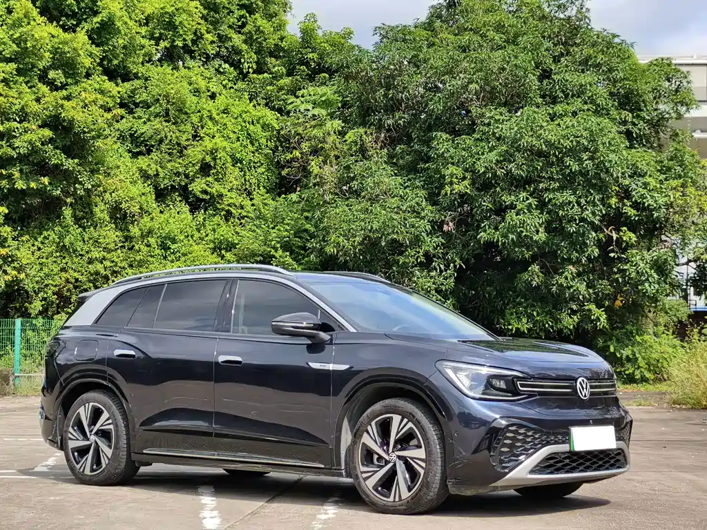 Volkswagen ID.6 Crozz — миниатюра 2