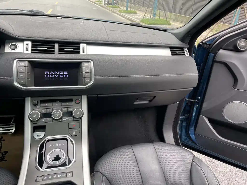 Land Rover Evoque (Import) — миниатюра 14
