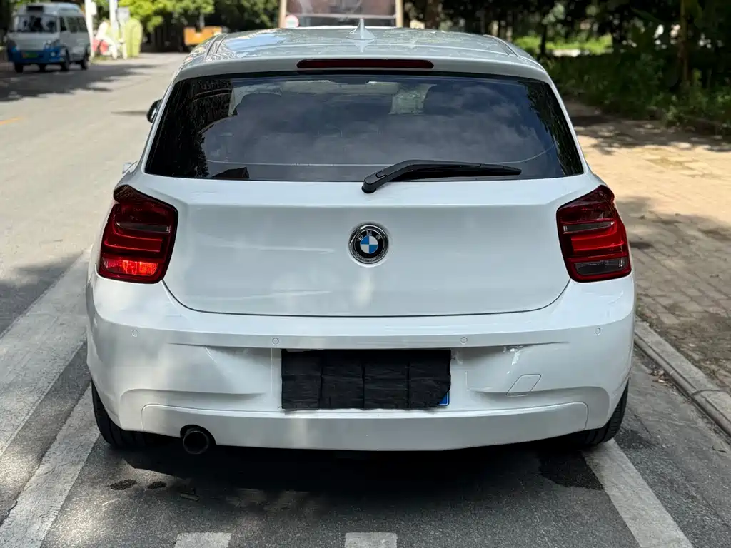 BMW 1 Series (Import) — миниатюра 8