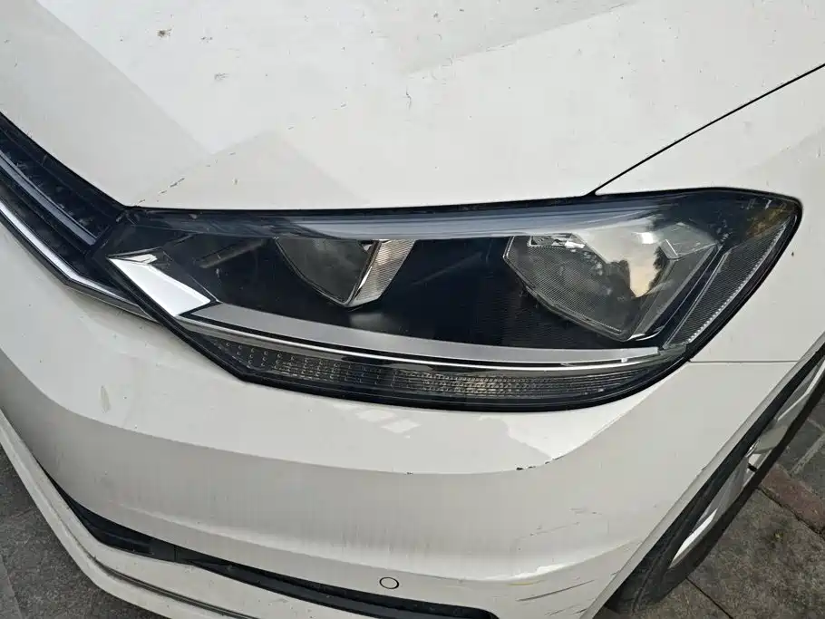 Volkswagen Touran — миниатюра 5