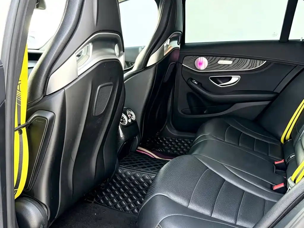 Mercedes-Benz C-Class — миниатюра 7
