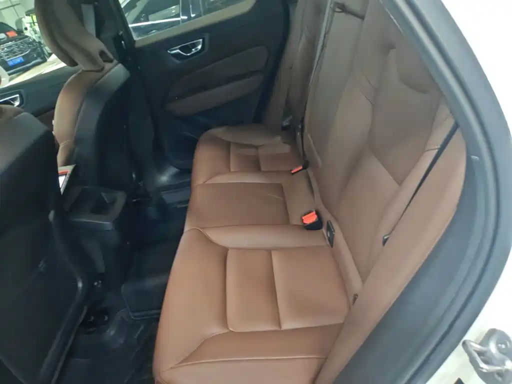 Volvo XC60 — миниатюра 17