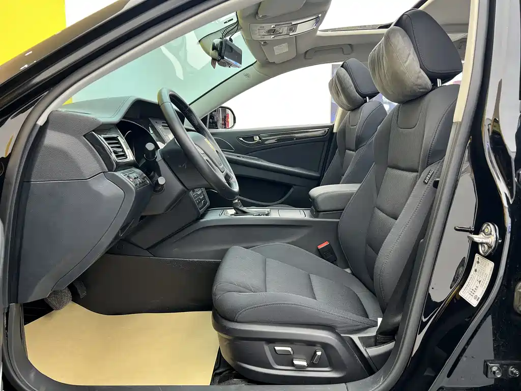 Hongqi H7 2021 1.8T Comfort