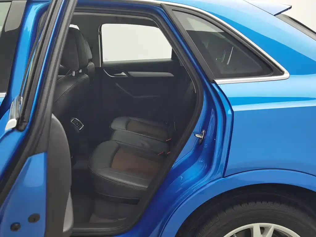 Audi Q3 — миниатюра 15