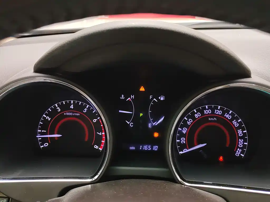 Toyota Highlander 2012 2.7L 5 мест Sport