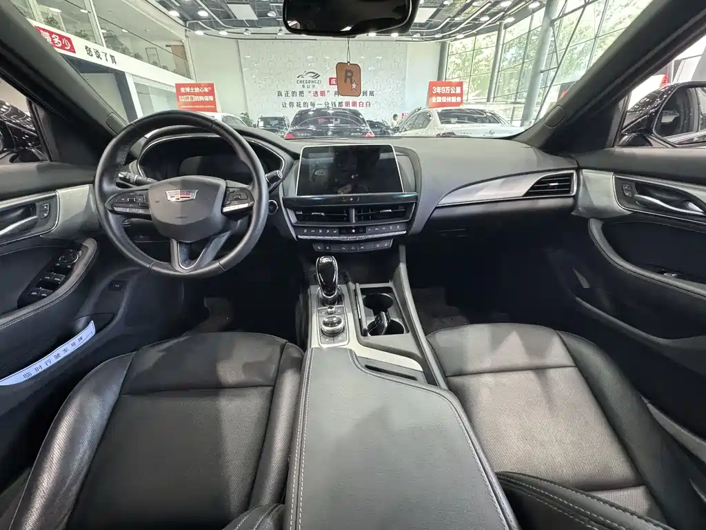 Cadillac CT5 — миниатюра 8