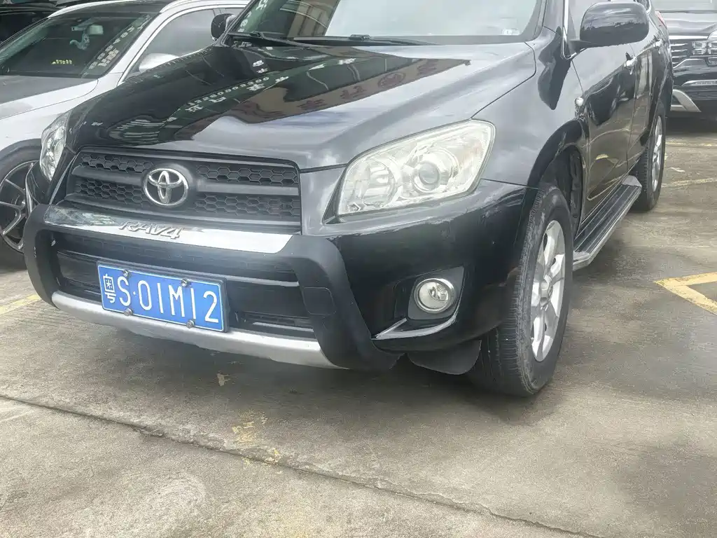 2010 Toyota RAV 4 - zdjęcie 1 z 7