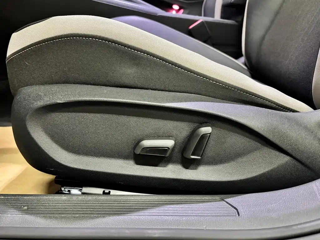 Volkswagen Golf — миниатюра 13