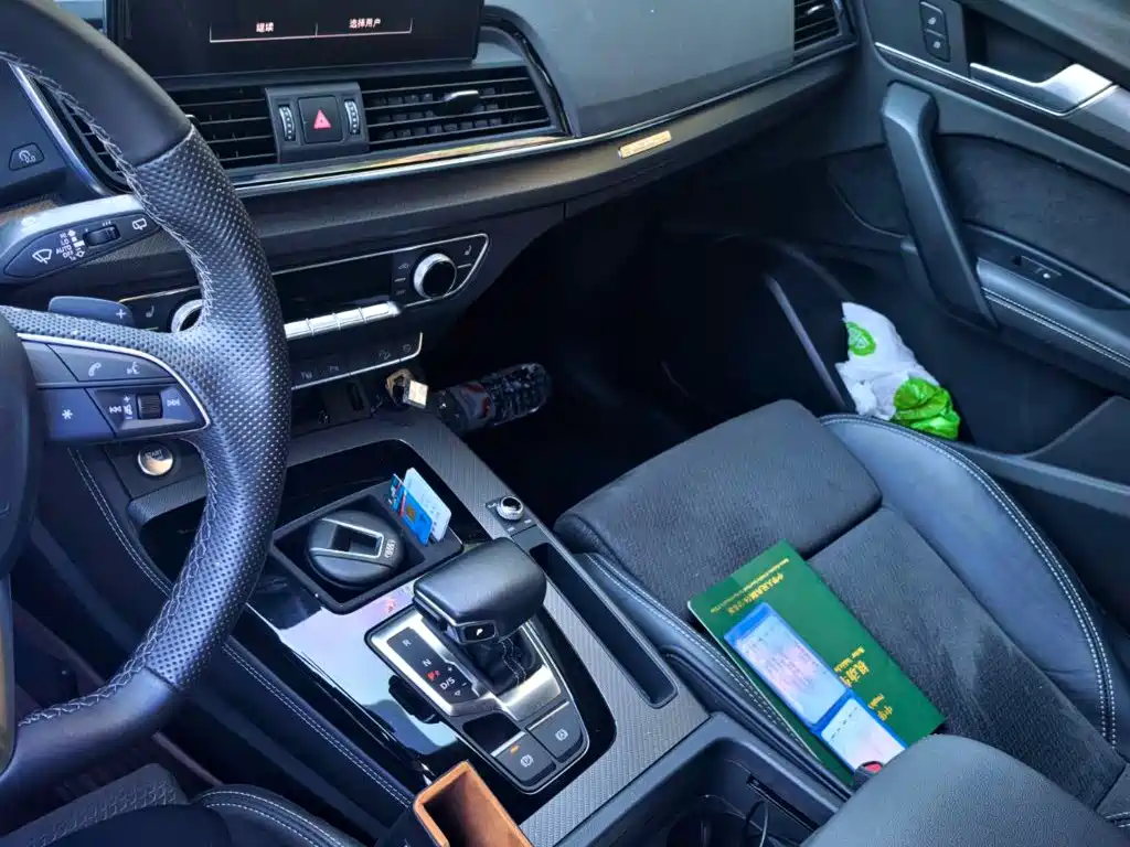 Audi Q5L Sportback — миниатюра 8