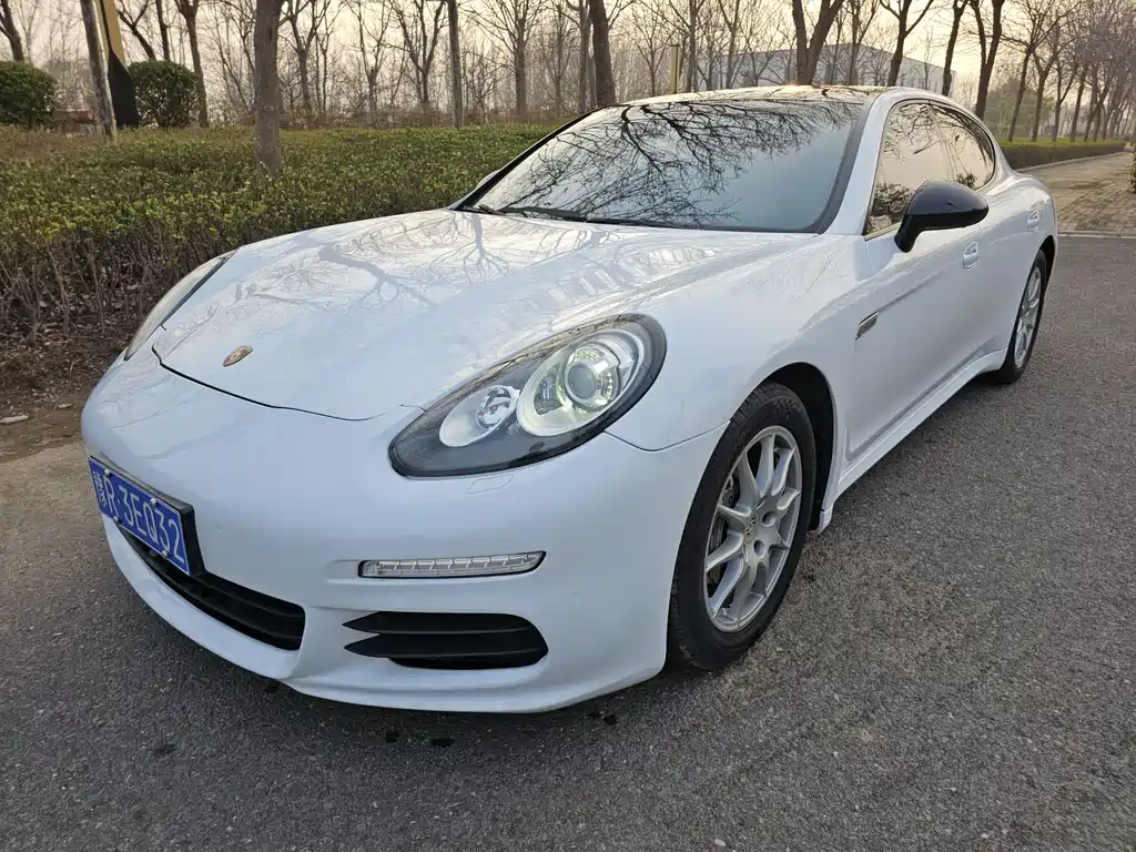 Porsche Panamera 2014