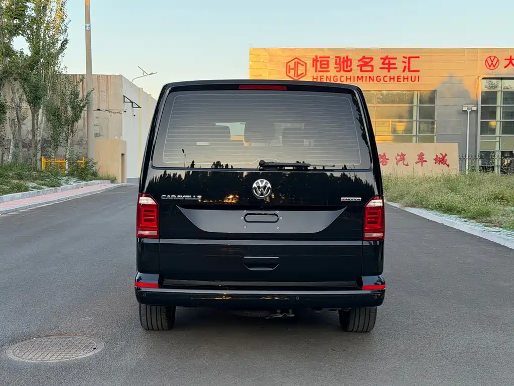 Volkswagen Caravelle — миниатюра 6