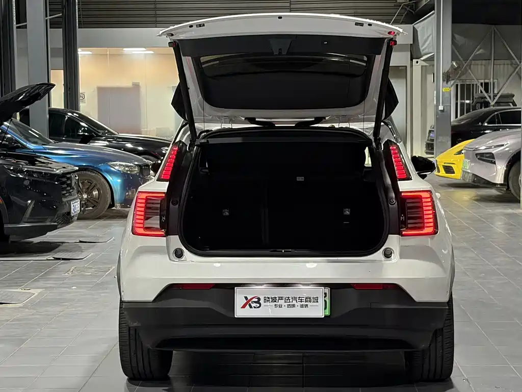 Volvo EX30 2025 Ultra