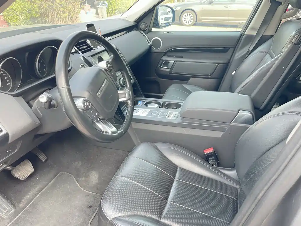 Land Rover Discovery — миниатюра 4