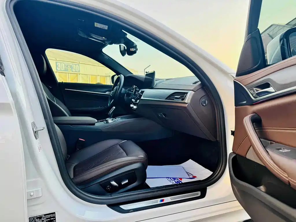 BMW 5 SERIES NEW ENERGY