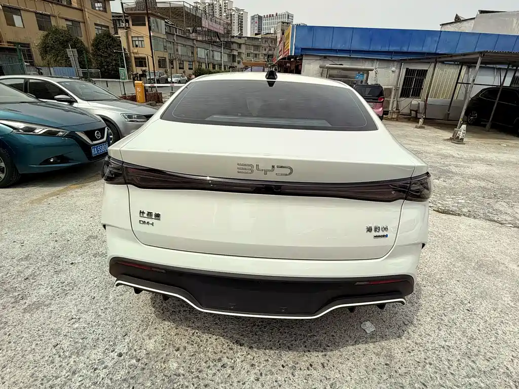 BYD SEAL 06 NEW ENERGY