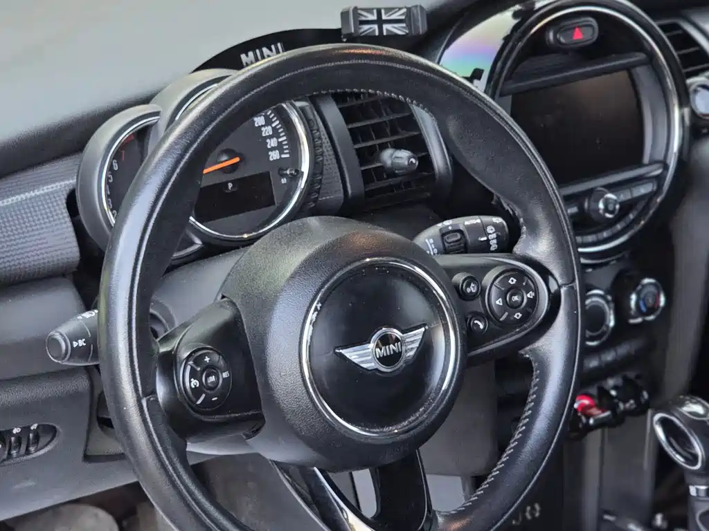 MINI Mini — миниатюра 10