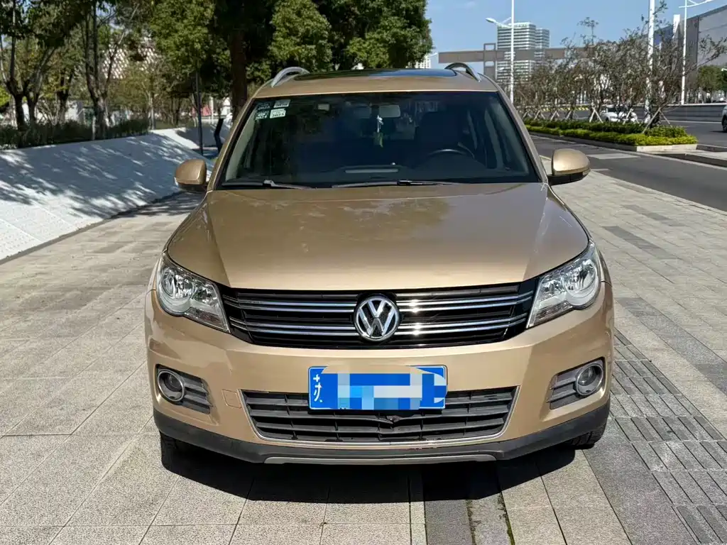 Volkswagen Tiguan — миниатюра 2