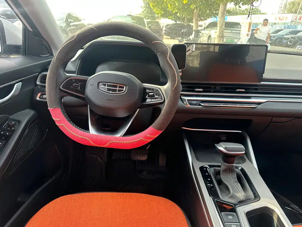 Geely Emgrand — миниатюра 5