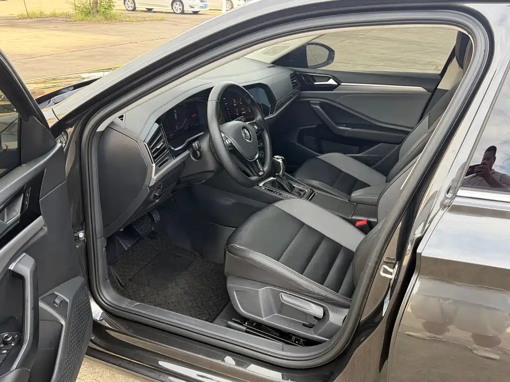 Volkswagen Sagitar — миниатюра 10