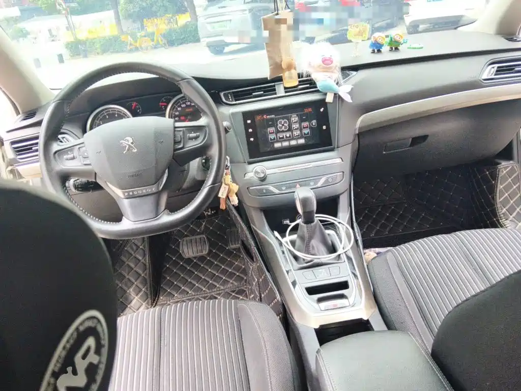 Peugeot 408 — миниатюра 10